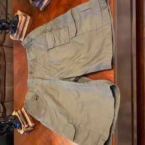 5.11 Tactical Series size 34 ranger green cargo. New, never worn.